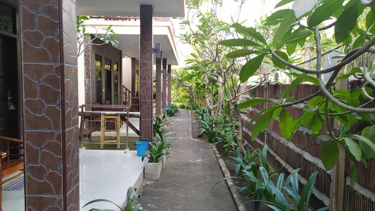 Kusuka Bungalow Gili Trawangan Buitenkant foto