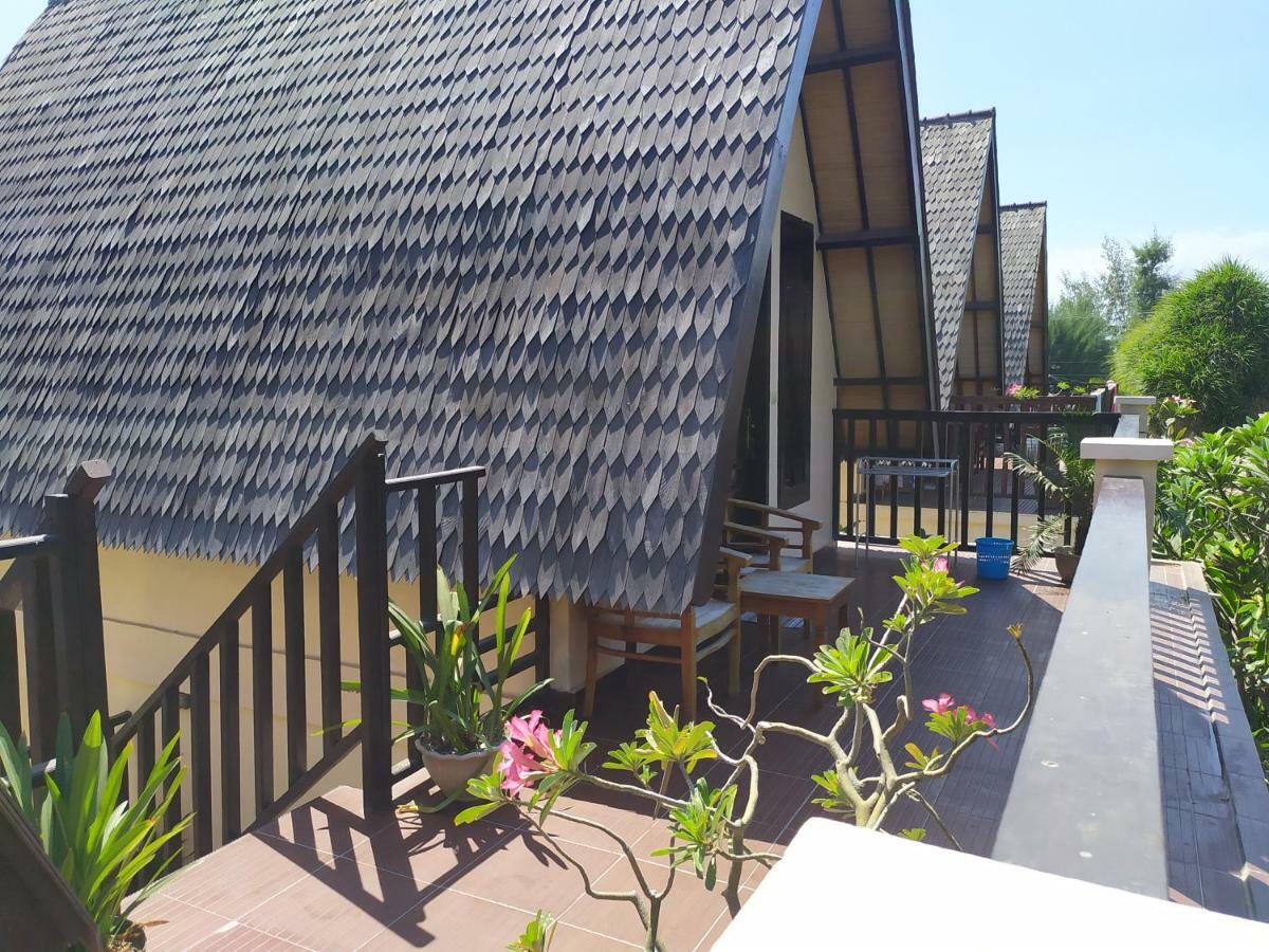 Kusuka Bungalow Gili Trawangan Buitenkant foto
