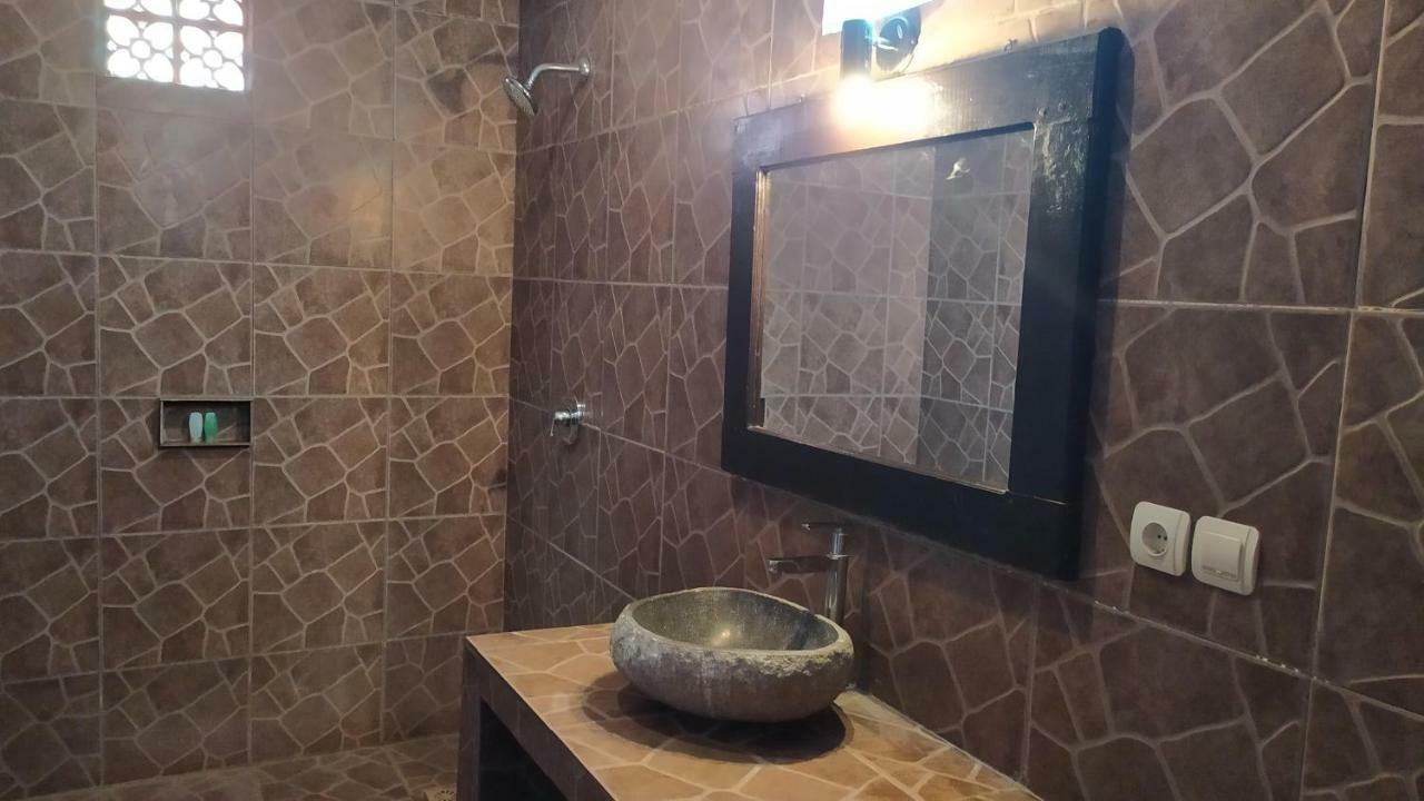 Kusuka Bungalow Gili Trawangan Buitenkant foto