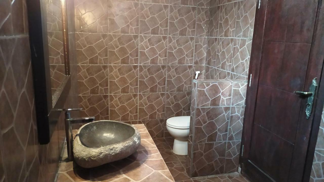 Kusuka Bungalow Gili Trawangan Buitenkant foto