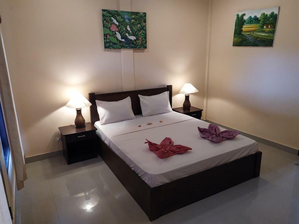 Kusuka Bungalow Gili Trawangan Buitenkant foto