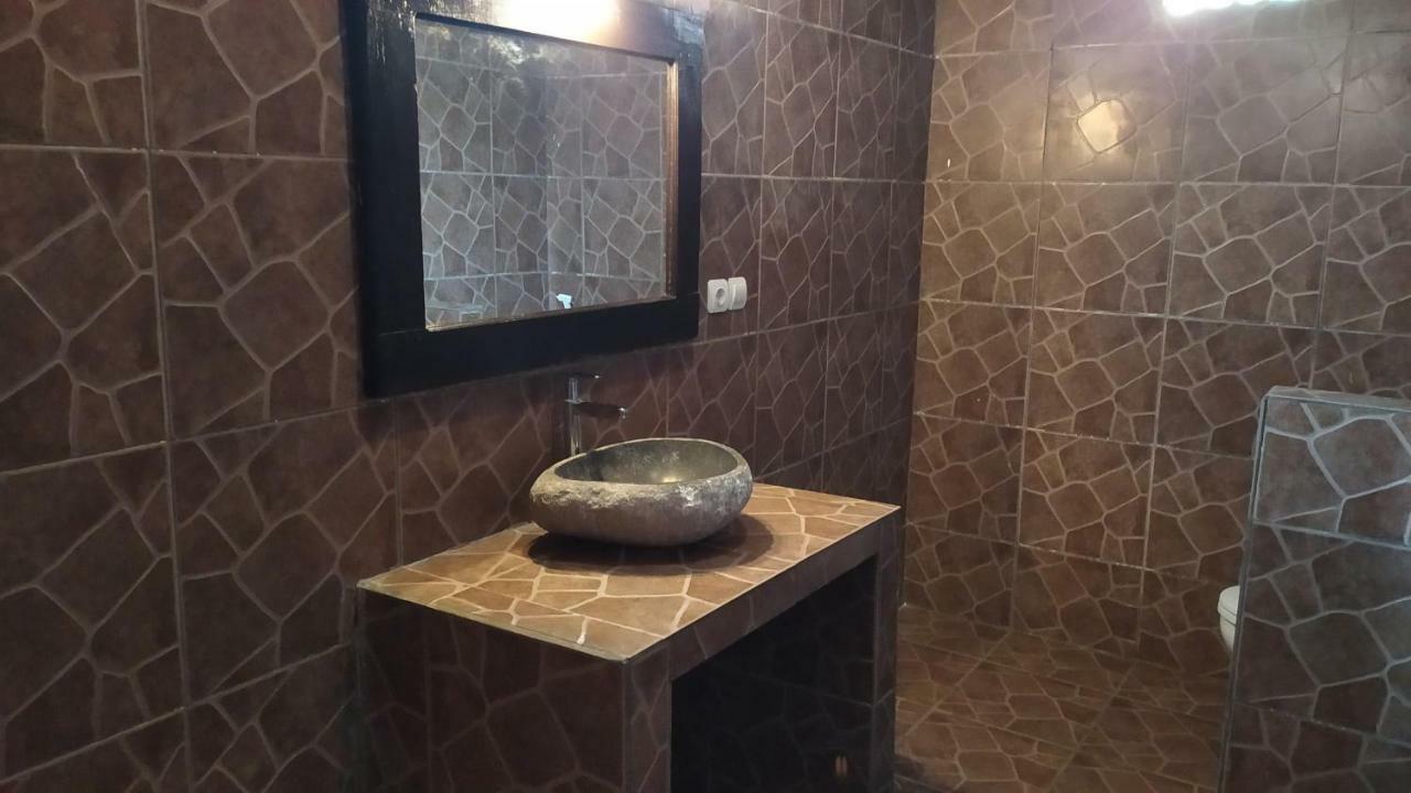 Kusuka Bungalow Gili Trawangan Buitenkant foto