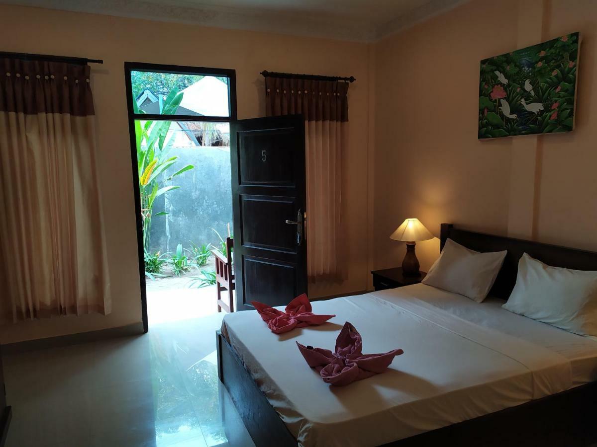 Kusuka Bungalow Gili Trawangan Buitenkant foto